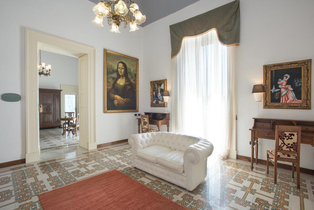 Palazzo Scarciglia - Dimora D'Epoca Bed and Breakfast Minervino di Lecce Exterior foto