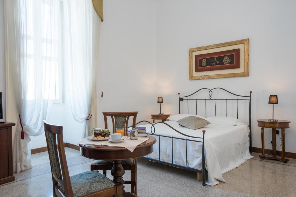 Palazzo Scarciglia - Dimora D'Epoca Bed and Breakfast Minervino di Lecce Exterior foto