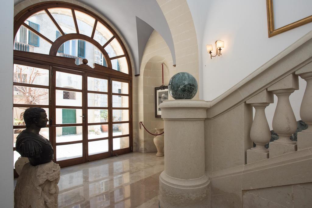 Palazzo Scarciglia - Dimora D'Epoca Bed and Breakfast Minervino di Lecce Exterior foto